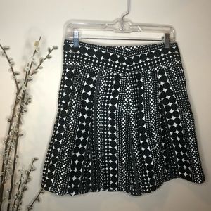 Xoxo black&white skirt